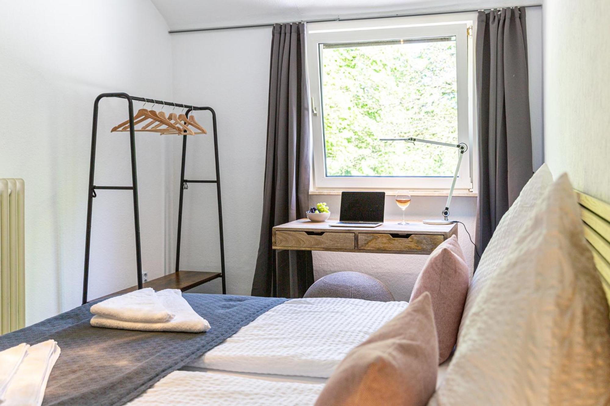 Have-A-Nice-Stay - Nahe Der U-Bahn Nach Hamburg - Natur 1 Minute Entfernt - Baecker & Restaurants 500M - Lidl 800M - Zentrum 1,5Km Ahrensburg Ngoại thất bức ảnh